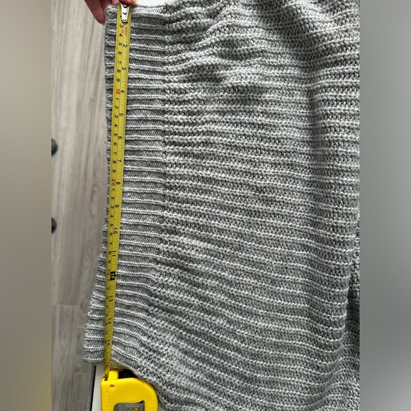 CROP KNIT SWEATER - Picture 11 of 12